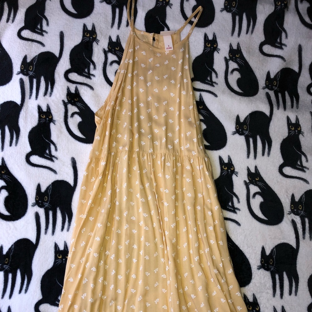 Pale Yellow Dress w/ Leaf Print